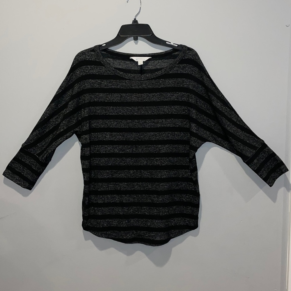 Women’s Market & Spruce size L dark gray & black striped 3/4 sleeve knit top
